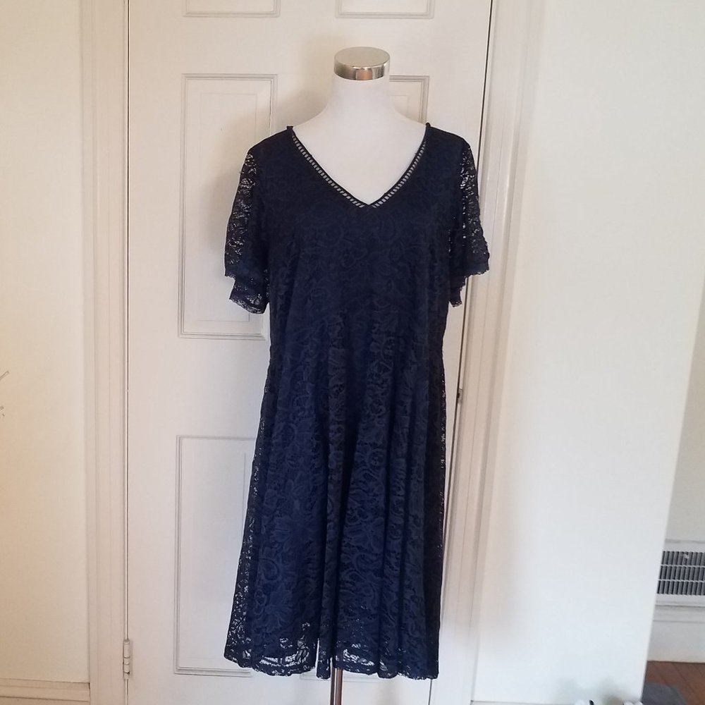 NWT Torid Lace V Neck Short Sleeve Navy Blue Dress SZ 22